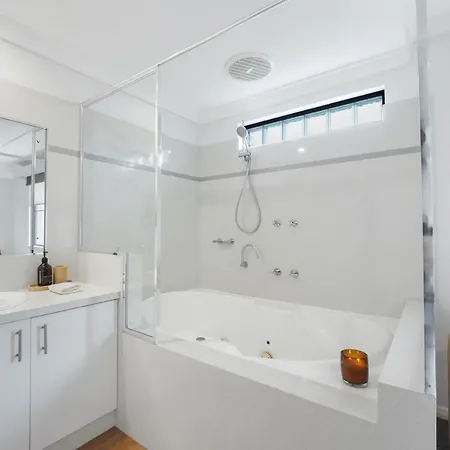 A Stones Throw Gnarabup Apartment Exterior photo
